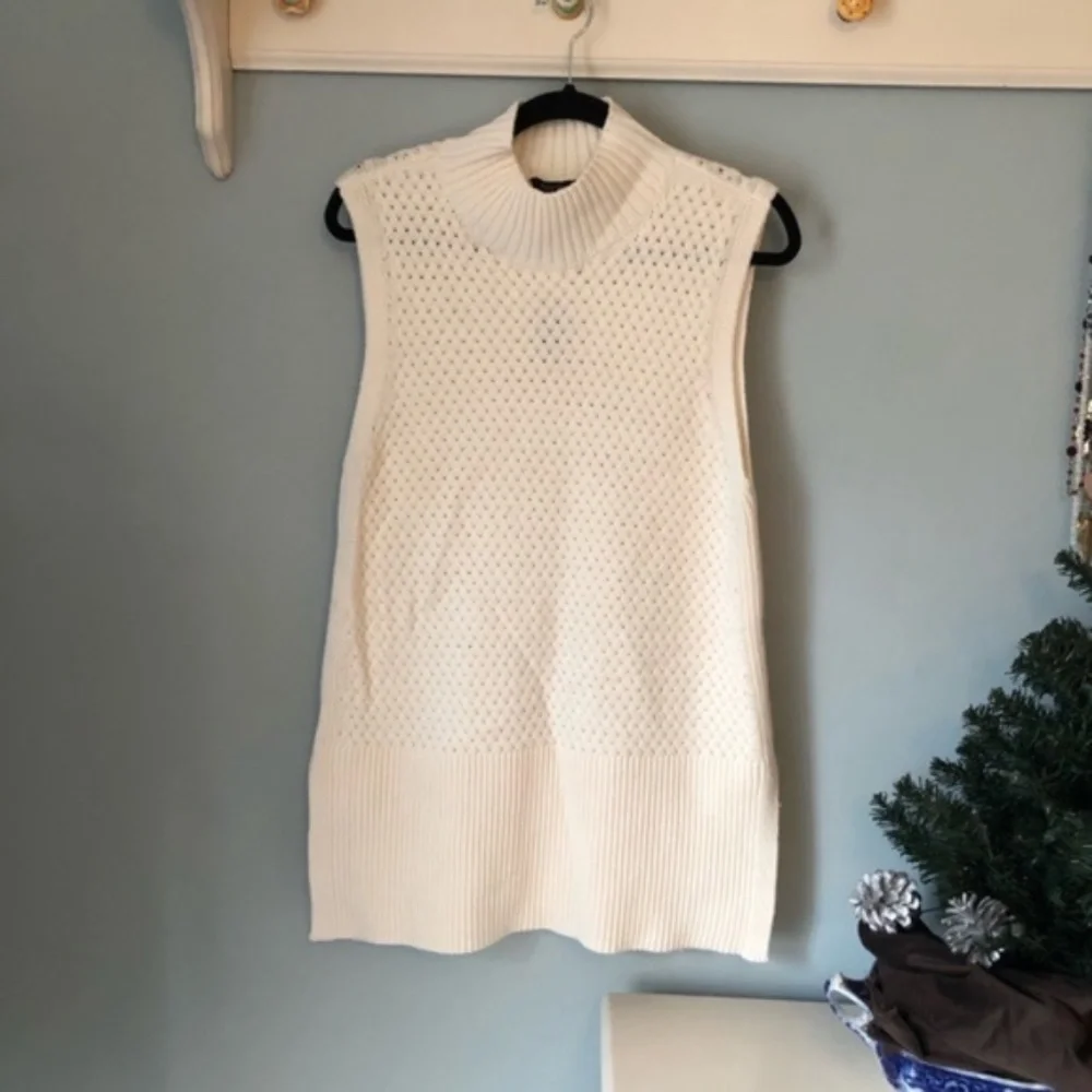 NWT WHBM Sleeveless Ivory Tabard Sweater